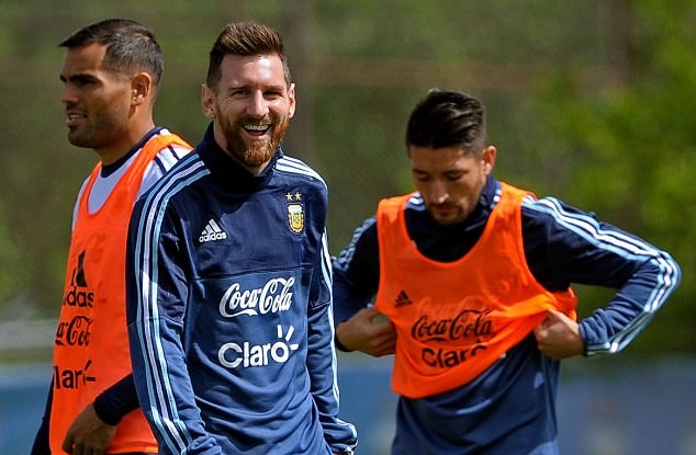 Bất chấp Argentina đang đứng ở vị trí ngoài nhóm dự World Cup nhưng Messi vẫn không hề lo lắng.