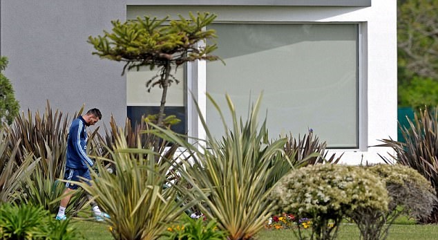 Argentina có buổi tập cuối cùng trước cuộc đối đầu Ecuador.