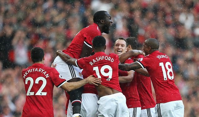 Với một hàng thủ chắc chắn, Man United tự tin đối đầu với Liverpool.