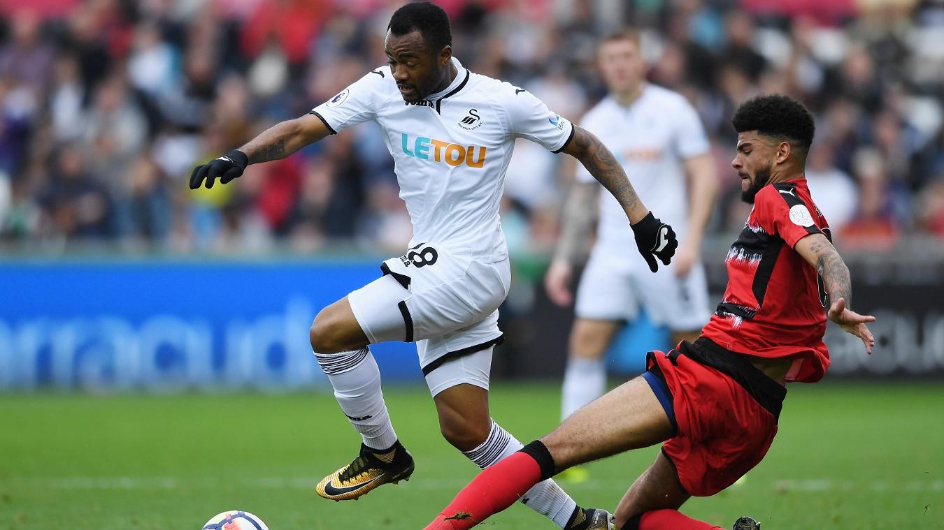 Swansea City 2-0 Huddersfield: Kể từ khi có màn ra mắt Swansea hồi tháng 2, Jordan Ayew 'in dấu giày' vào số bàn thắng cho Swansea nhiều hơn bất kỳ đồng đội nào khác (2 bàn, 4 kiến tạo).