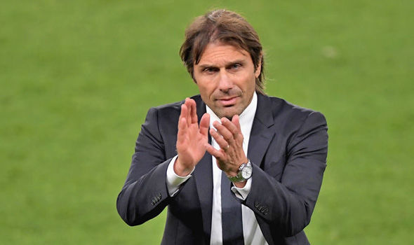 HLV Conte bác bỏ mọi tin đồn liên quan đến tương lai.