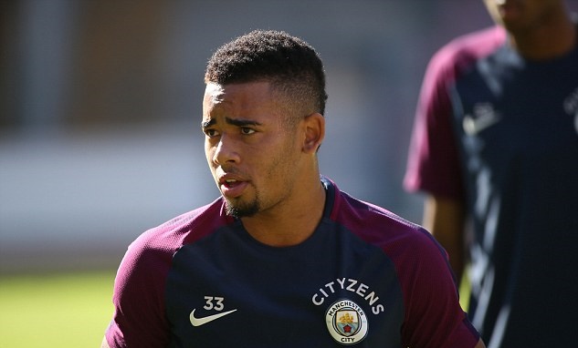 Tài năng trẻ Gabriel Jesus cũng chỉ có 5 phút vào sân ở trận đấu vừa qua.