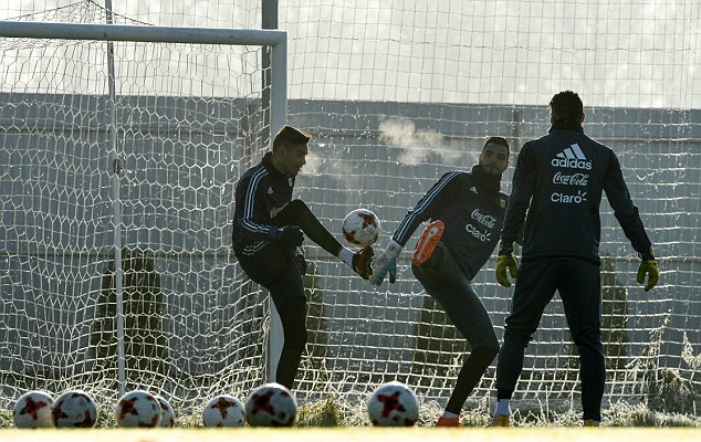 Dù vậy tinh thần tập luyện của các cầu thủ Argentina vẫn lên rất cao.