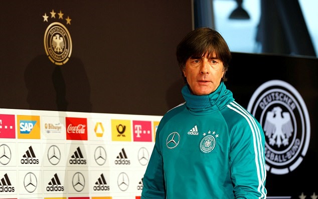 Ngược lại, 2 cầu thủ trụ cột trong tay HLV Low là Manuel Neuer và Jerome Boateng sẽ vắng mặt do chấn thương.