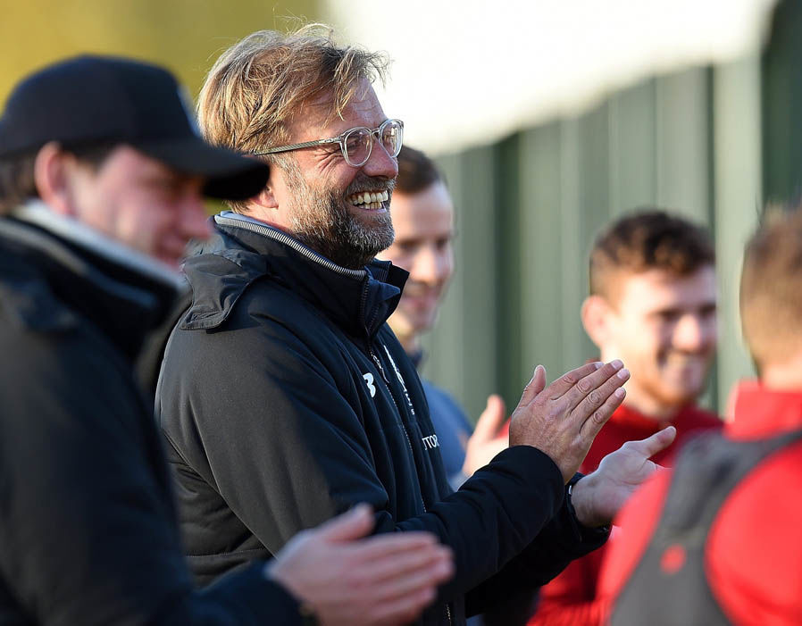 Cách đây ít hôm, trang chủ Liverpool thông báo HLV Jurgen Klopp phải nhập viện khẩn cấp.