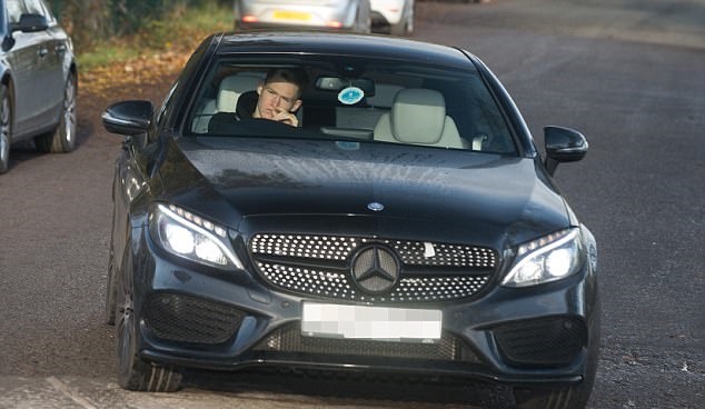 Với việc tiếp đón Newcastle trên sân nhà, Quỷ đỏ buộc phải giành được 3 điểm nếu không muốn sớm phải đầu hàng cuộc đua vô địch.