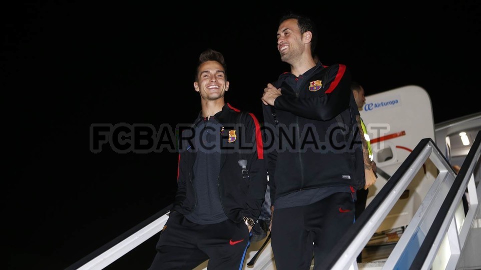 Hiện Barcelona đang dẫn đầu BXH La Liga với cách biệt 4 điểm hơn Valencia.