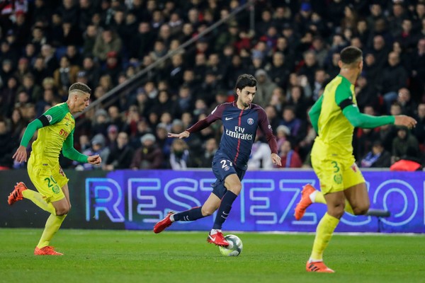 Không quá khó để đội chủ sân Công viên các Hoàng tử làm chủ thế trận ngay từ phút đầu tiên.