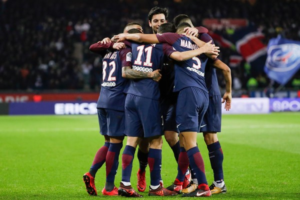 2 bàn thắng còn lại của Neymar được ghi do công của Pastore và Di Maria.