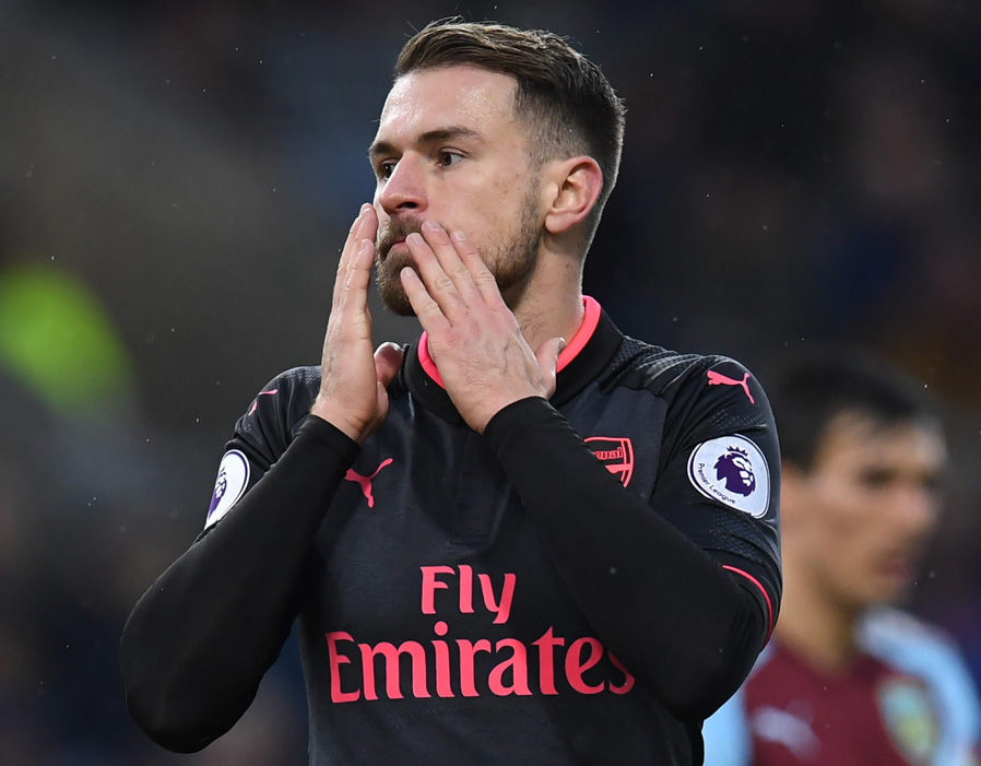 Ramsey thi đấu ấn tượng ở trung tuyến.