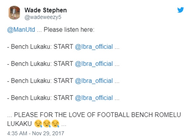 Để Lukaku đá dự bị nhường vị trí cho Ibrahimovic là khẩu hiệu thường thấy của CĐV Man Utd vào thời điểm này.