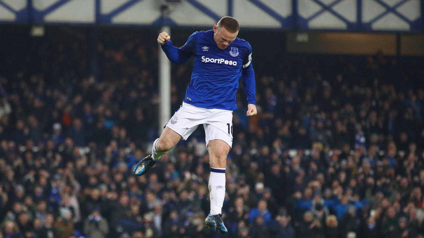 Everton 3-1 Swansea City: Wayne Rooney cho thấy đẳng cấp thượng thừa với 1 bàn thắng và 1 pha kiến tạo trận gặp Swansea. Anh cũng vươn lên thứ 3 trong danh sách kiến tạo ở Premier League với 103 lần dọn cỗ cho đồng đội lập công.