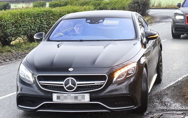 Chỉ 1 ngày sau thất bại trước Bristol, Man United đã nhanh chóng quay trở lại sân tập.