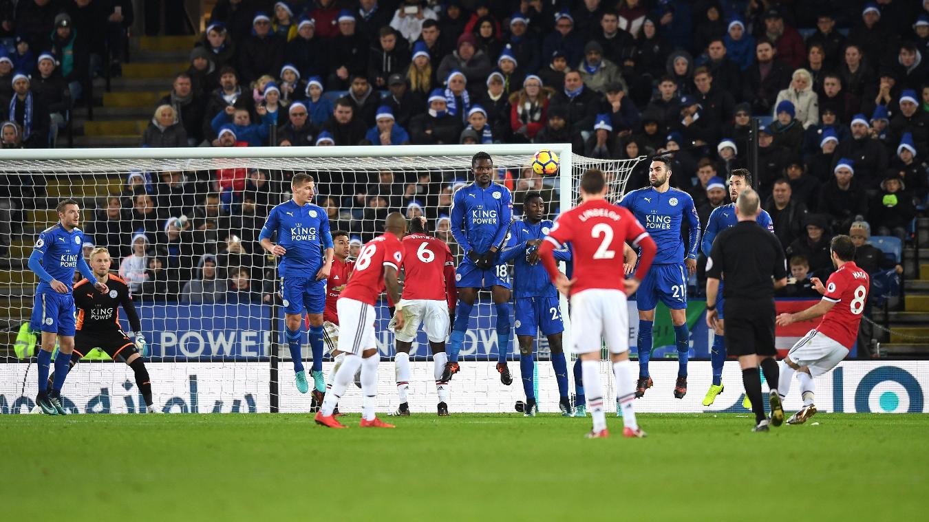 Leicester City 2-2 Manchester United: Juan Mata đã in dấu giày vào 5 bàn thắng trong 4 trận gần nhất anh được ra sân đối đầu Leicester City ở Premier Leage (4 bàn, 1 kiến tạo).