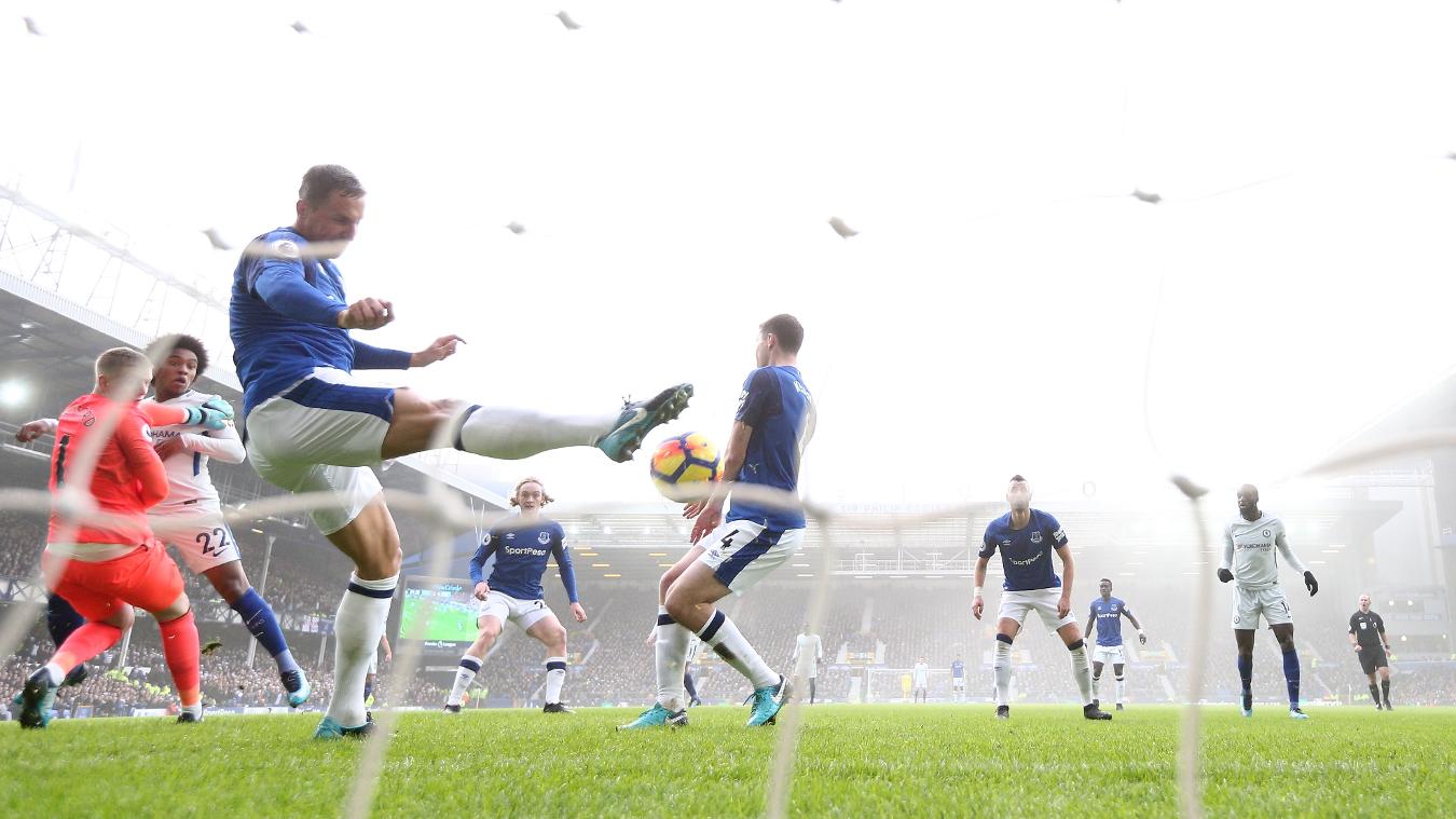 Everton 0-0 Chelsea: Không chỉ hàng công được cải thiện, hàng thủ của Everton cũng trở nên chắc chắn hơn dưới thời Sam Allardyce. Theo đó, họ đã giữ sạch lưới 3/5 trận gần nhất, bằng với số lần trong 18 trận trước đó.