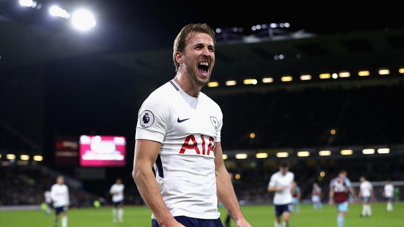 Burnley 0-3 Tottenham Hotspur: Harry Kane hiện đã có 93 bàn thắng ở Premier League cho Tottenham, chỉ kém mỗi Teddy Sheringham (97). Kane cũng san bằng kỷ lục ghi 36 bàn thắng ở Premier League trong năm dương lịch của Alan Shearer.
