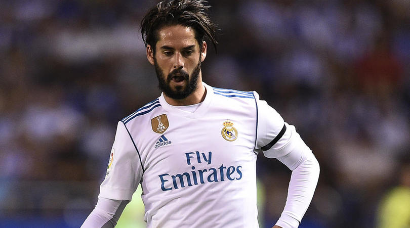 Isco không hài lòng với Zidane.