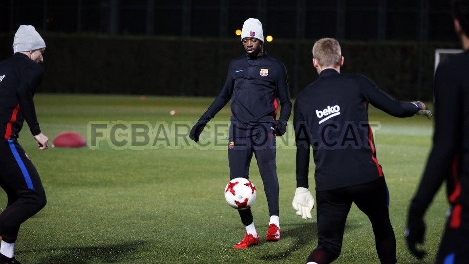 Cả 3 cầu thủ trên do phải quay về tận Nam Mỹ xa xôi nên được phép trở lại vào ngày 2/1 tới.