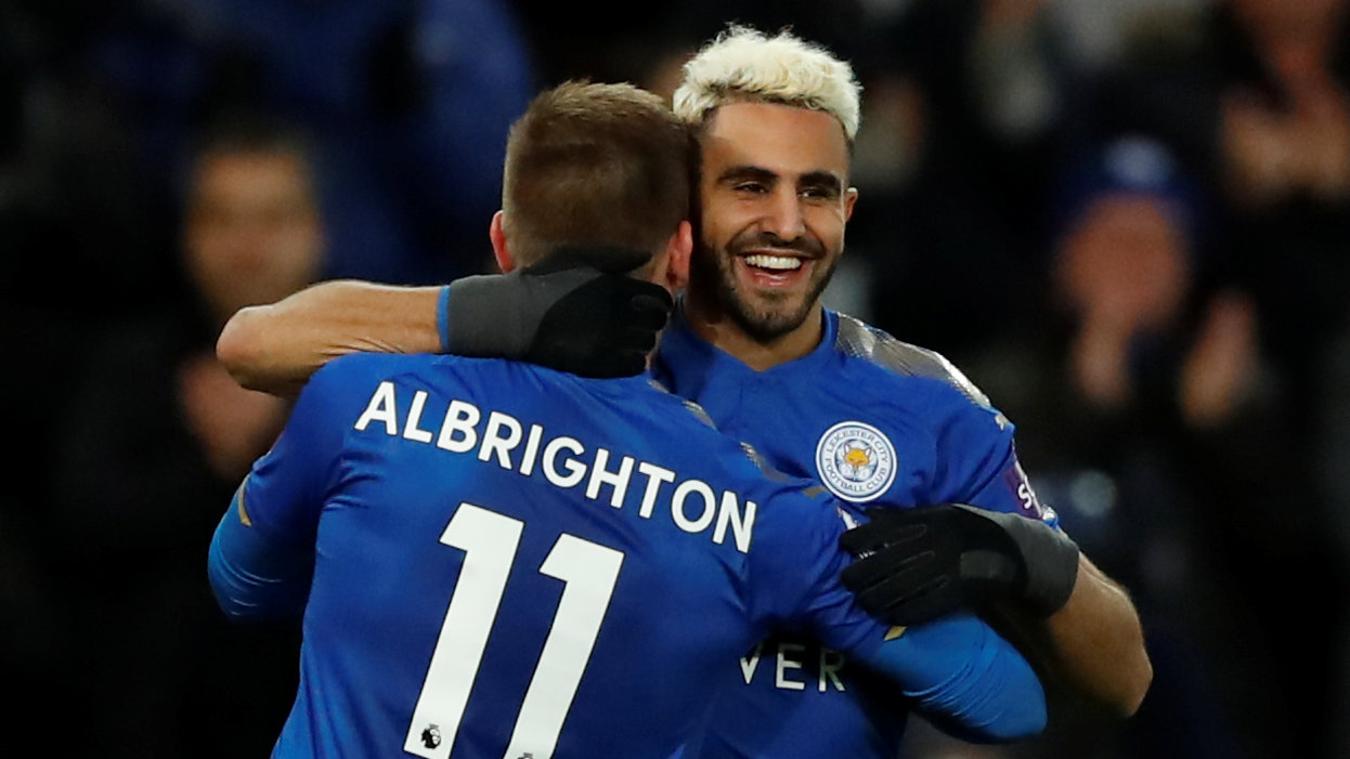 Leicester City 3-0 Huddersfield Town: Lần đầu tiên Riyad Mahrez ghi bàn và kiến tạo trong một trận đấu kể từ tháng 2/2016 ở trận gặp Man City.