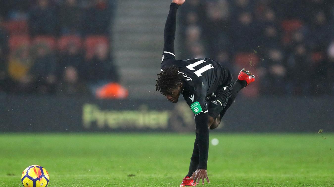 Southampton 1-2 Crystal Palace: Màn hồi sinh của Palace có sự đóng góp của Wilfried Zaha sau khi trở lại từ chấn thương.