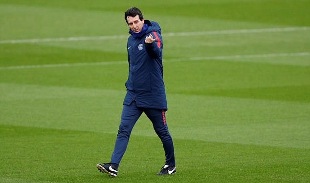 Neymar tỏ ra mệt nhoài sau kỳ nghỉ phá sức bên người đẹp - Bóng Đá