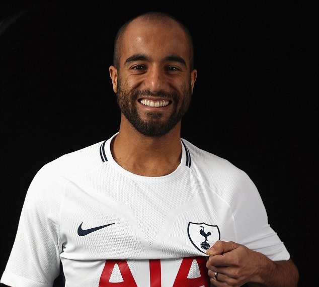 Chùm ảnh Lucas Moura ra mắt Tottenham - Bóng Đá