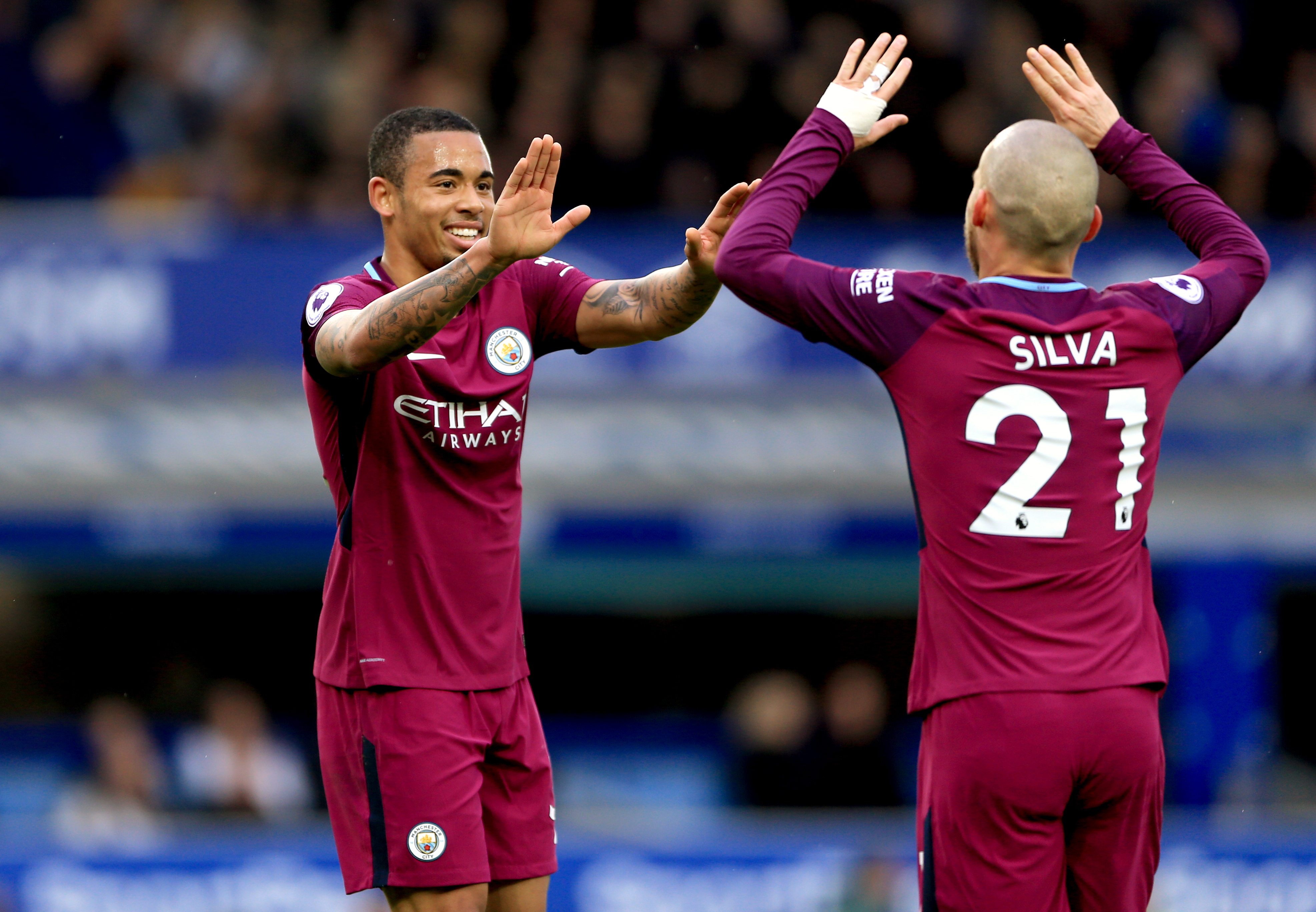 Tam tấu Man City đi vào lịch sử Premier League - Bóng Đá