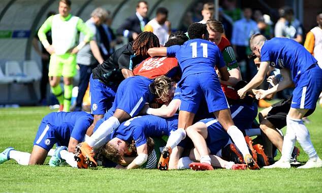 Trên chấm 11m, Chelsea là đội bản lĩnh hơn.
