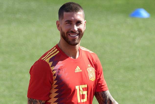 Ramos xử đẹp luôn Costa trên sân tập Tây Ban Nha - Bóng Đá