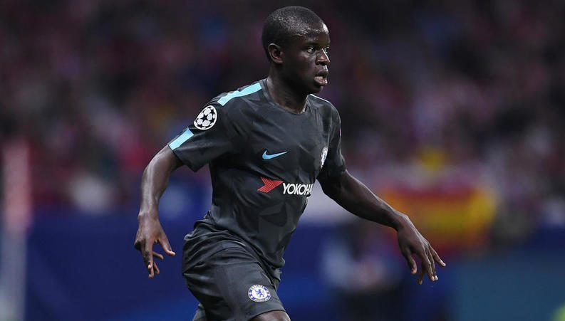 PSG nhắm đến Kante.