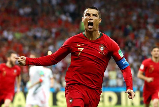 Kịch bản ĐIÊN RỒ: Ronaldo bùng nổ, Bồ Đào Nha vẫn bị loại - Bóng Đá