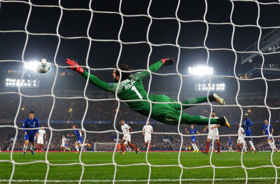 Chelsea sắp có thủ môn đắt kỷ lục.
