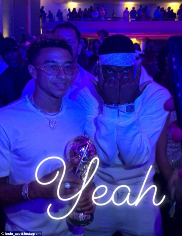 Pogba cho Lingard hưởng ké cúp vàng trên đất Mỹ - Bóng Đá