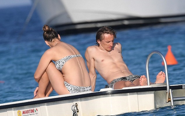 Luka Modric có mặt ở Italia, ngày rời Real không còn xa? - Bóng Đá