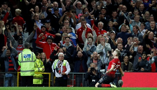 Luke Shaw vỡ òa với bàn thắng đầu tiên trong sự nghiệp - Bóng Đá