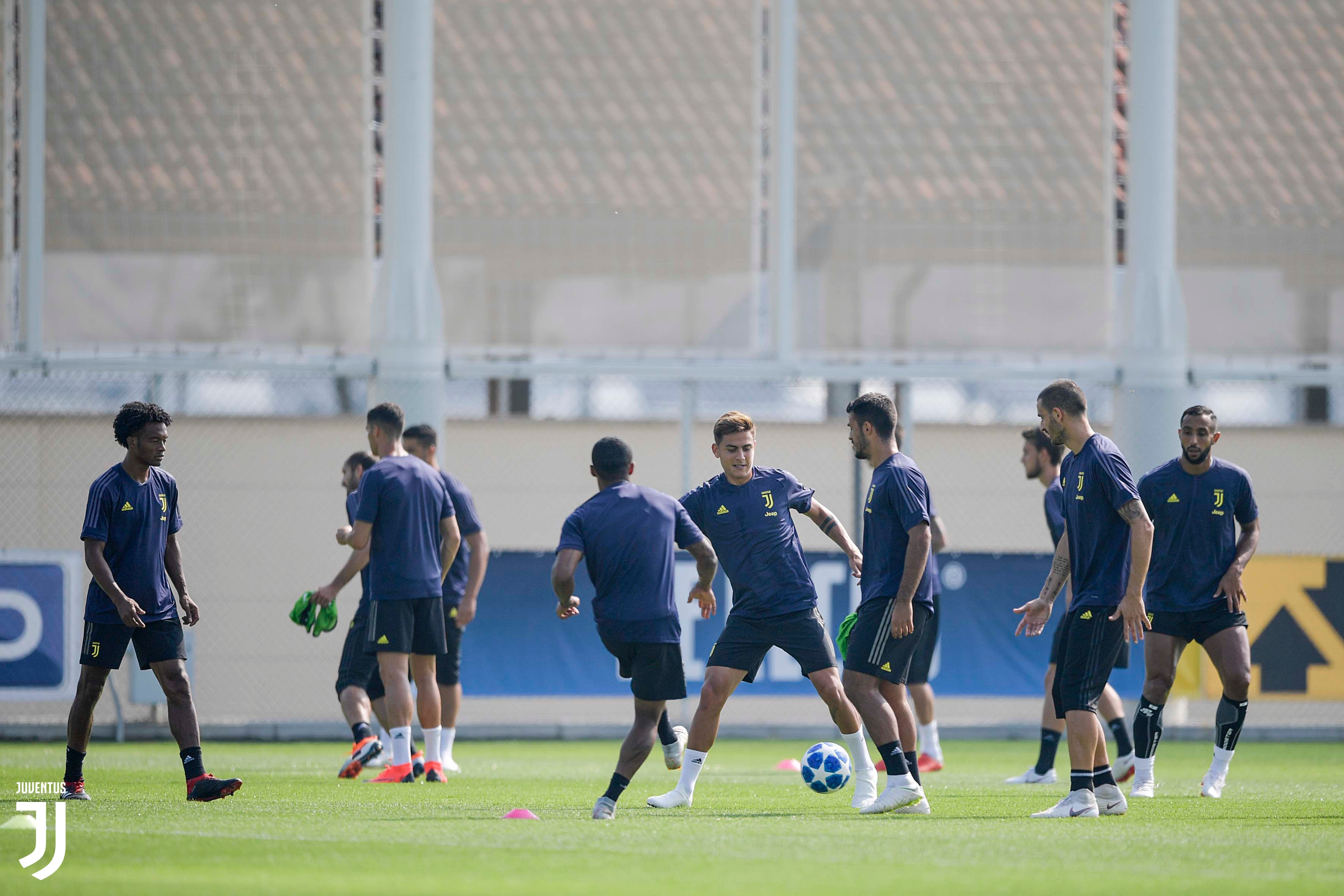 Mọi thứ dẵ sẵn sàng cho mặt trận Champions League.