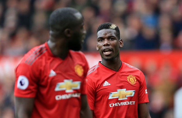 Nội bộ Man Utd chia nửa: Nhiều cầu thủ về phe Pogba, số ít ủng hộ Mourinho! - Bóng Đá