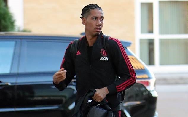 Chùm ảnh: MAN UNITED ĐẾN LONDON - Bóng Đá