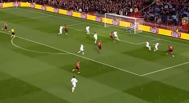 5 điều có thể bỏ lỡ ngày thi đấu thứ 3 Champions League: Lukaku tự... đốn giò mình - Bóng Đá