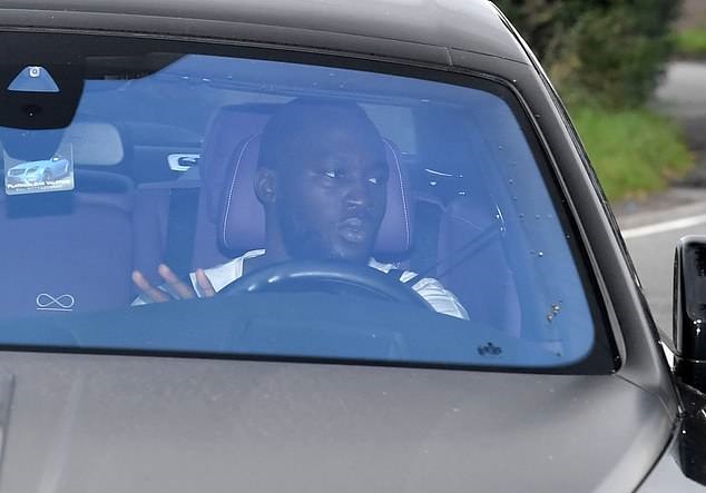 Ảnh Man Utd tới sân tập - Bóng Đá