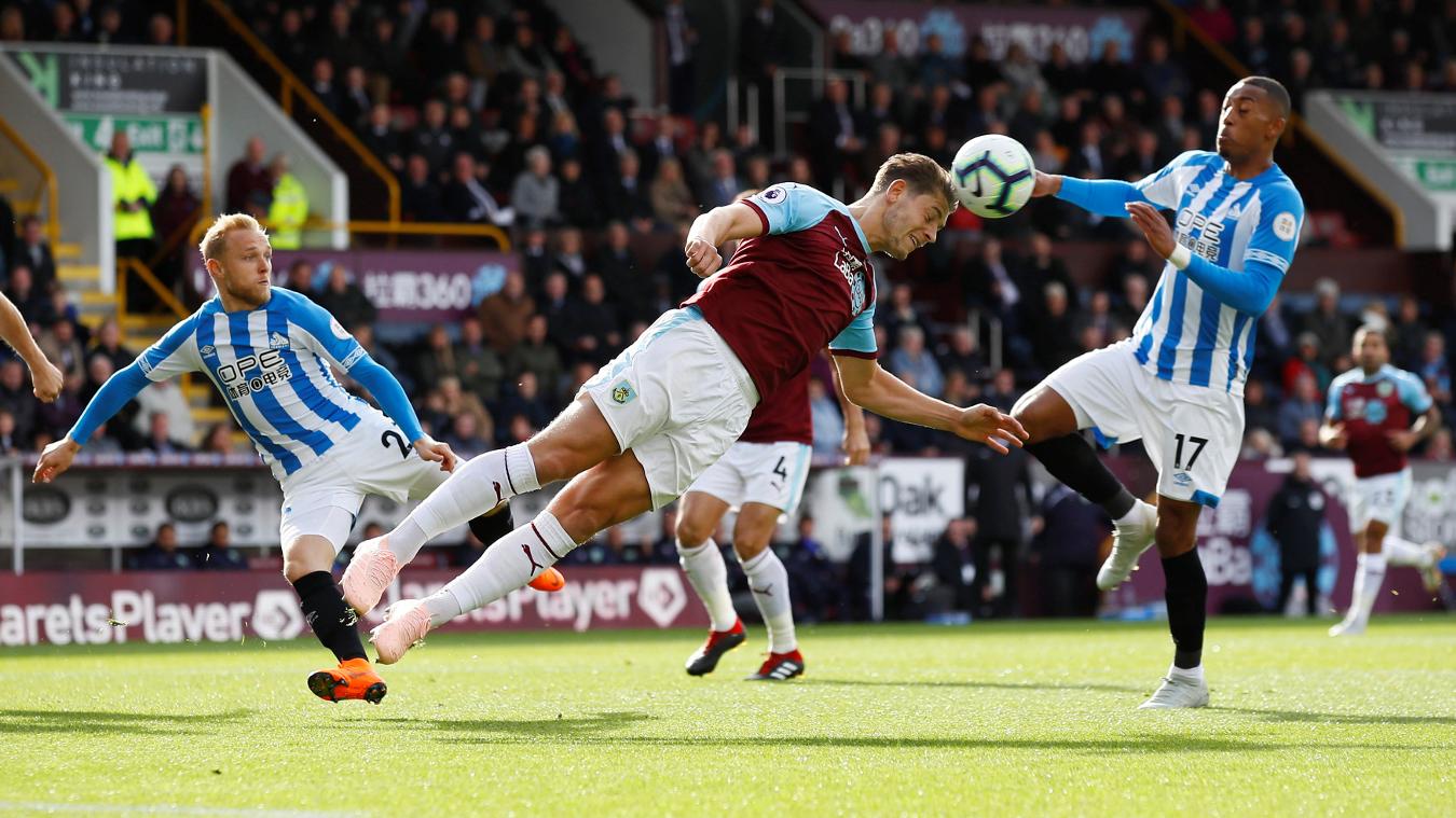 Những hình ảnh ấn tượng khó phai ở vòng 8 Premier League - Bóng Đá