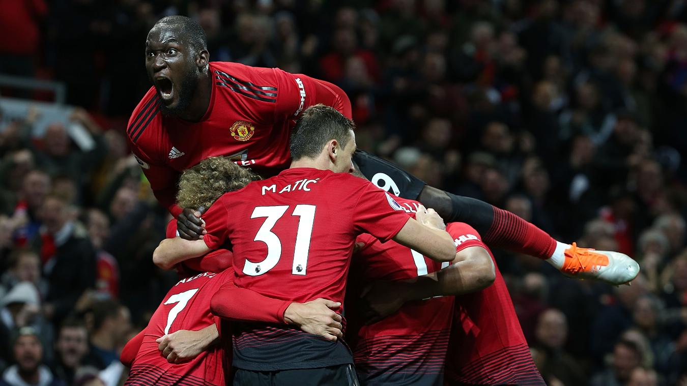 Những hình ảnh ấn tượng khó phai ở vòng 8 Premier League - Bóng Đá
