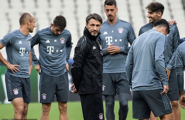 Trận này, Bayern Munich sẽ không có sự phục vụ của Franck Ribery do tiền vệ người Pháp đang dính chấn thương lưng,
