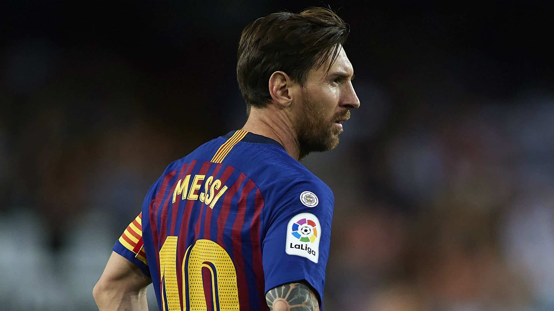 Barcelona lên kế hoạch thay thế Messi.