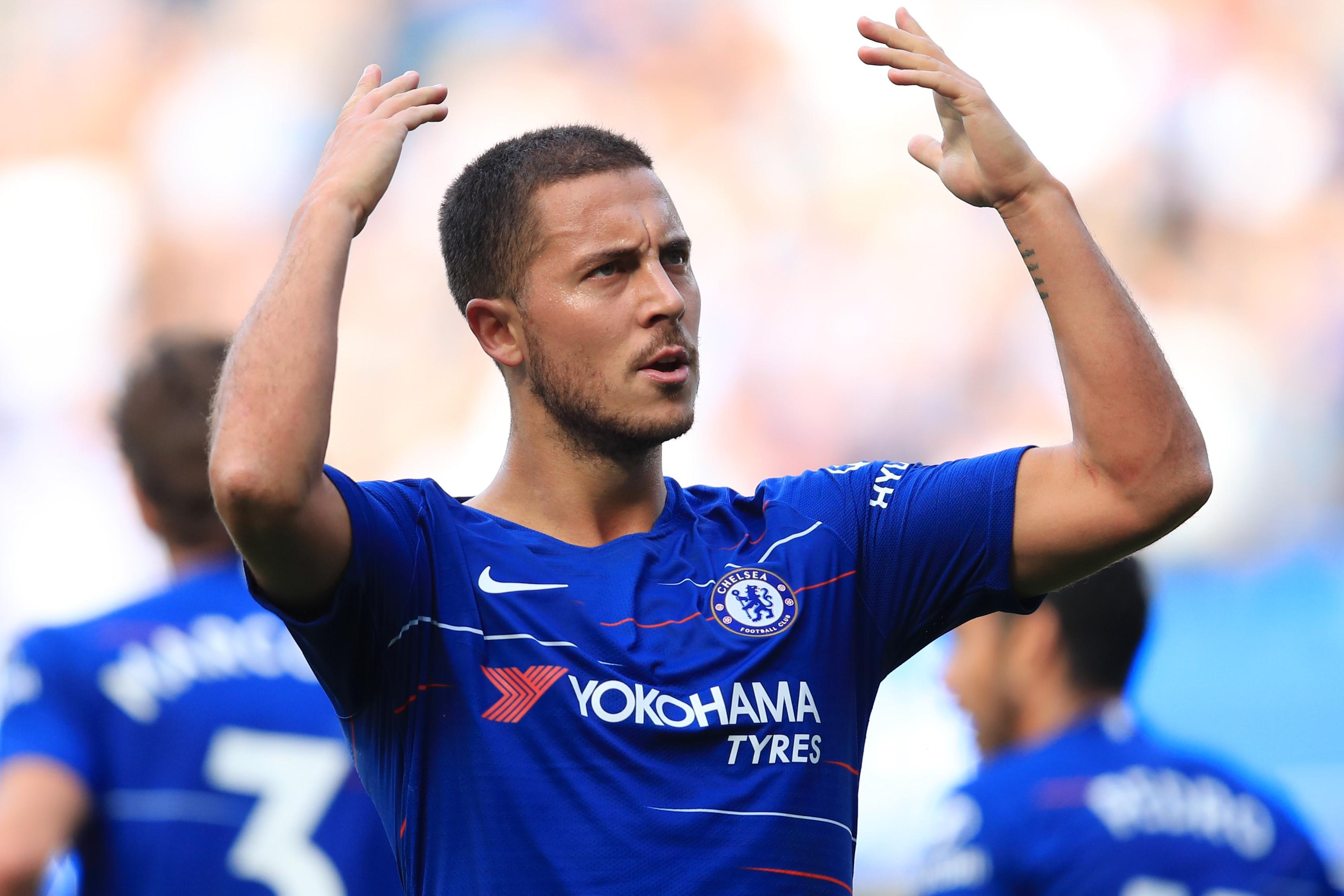 Hazard phải ngồi dự bị ở trận gặp Crystal Palace.