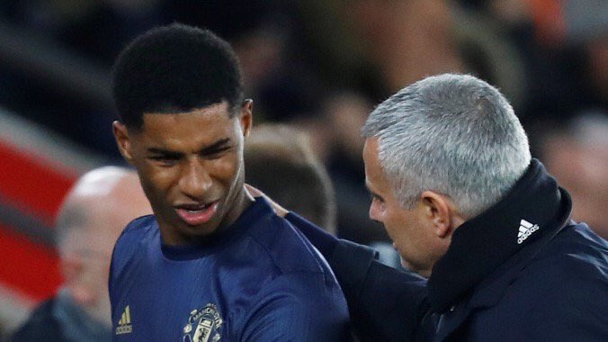 Rashford nói gì với Mourinho trước khi bị thay ra? - Bóng Đá