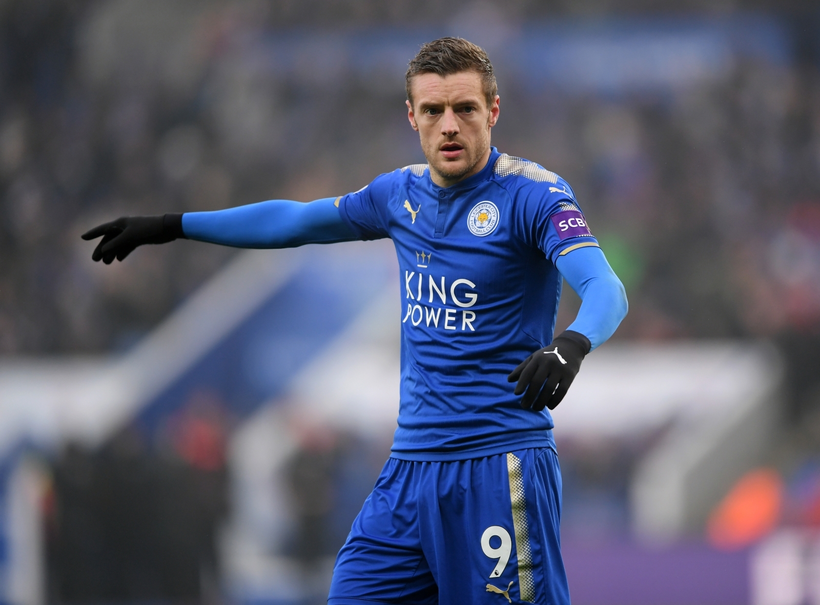 Vady hoá người nhện, dọa HLV Leicester khiếp vía trên sân tập - Bóng Đá