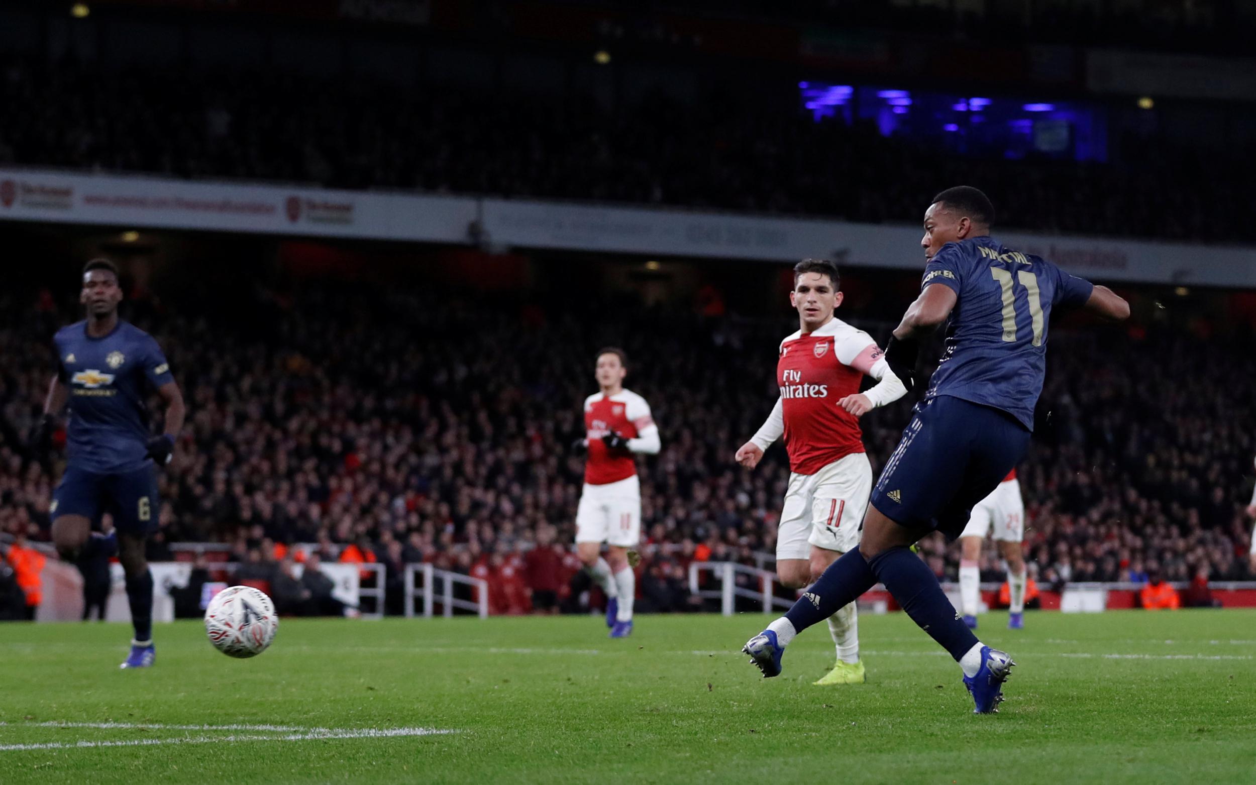 Thông số cho thấy Man Utd đã dạy cho Arsenal bài học về sự hiệu quả - Bóng Đá