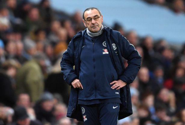 Sốc! Huyền thoại M.U kêu gọi Chelsea giữ chân Sarri - Bóng Đá