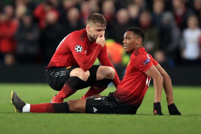 NÓNG! Man Utd mất trụ cột trước trận tái đấu PSG - Bóng Đá